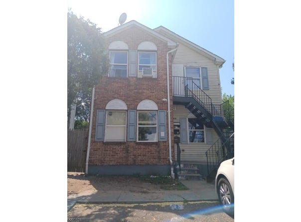 430 Ellison St, Paterson City, NJ 07501-2124
