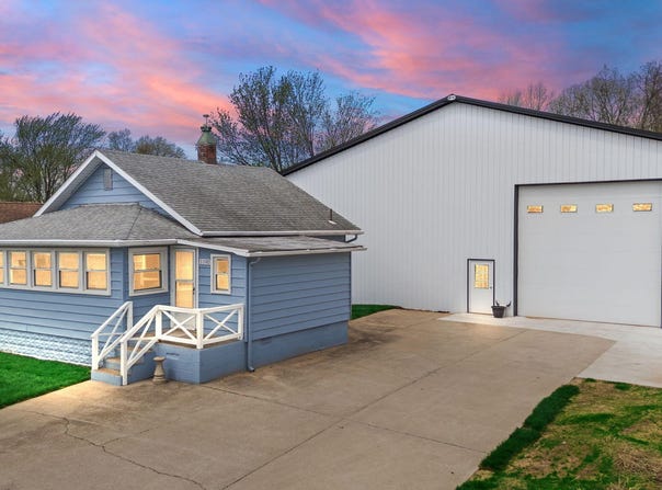 5590 E Maple Street, Knox, IN 46534
