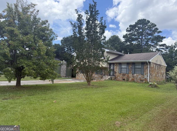 5957 Nell, Ellenwood, GA 30294