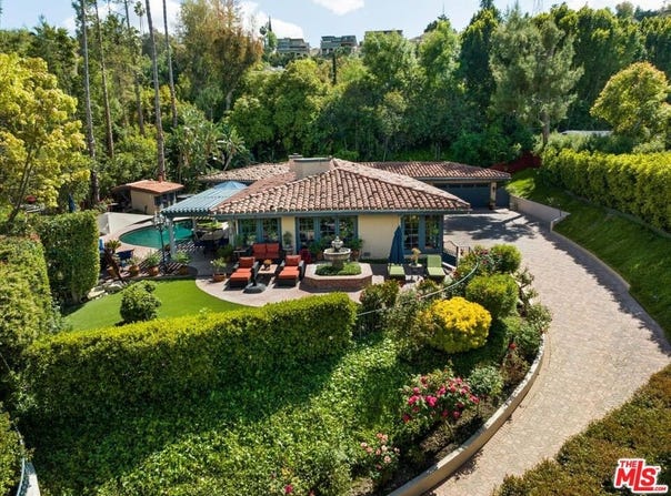 4933 Amigo Ave, Tarzana, CA 91356
