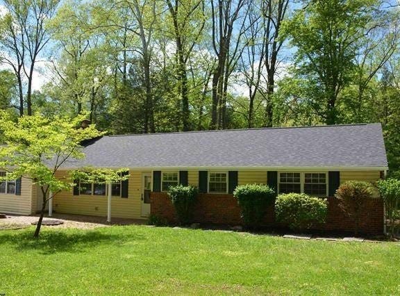 1251 Briercliff Road, Bridgeport, WV 26330