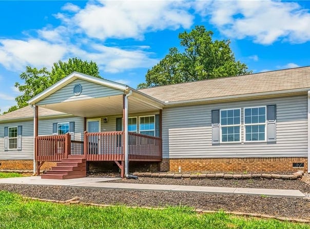 173 Old LowGap Road S, Mount Airy, NC 27030