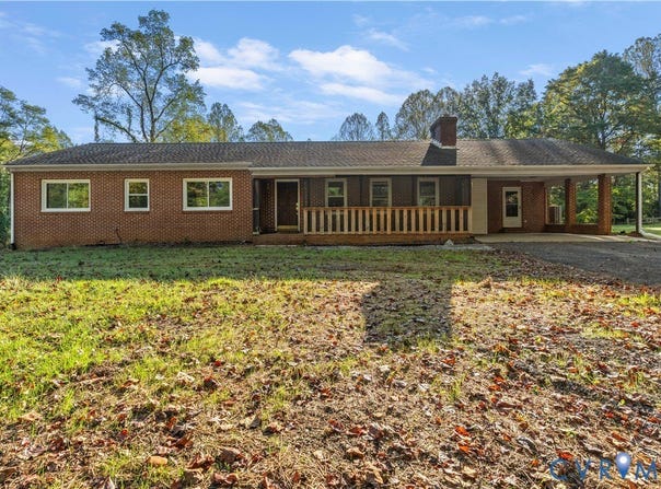 2305 Country Lane, Maidens, VA 23102