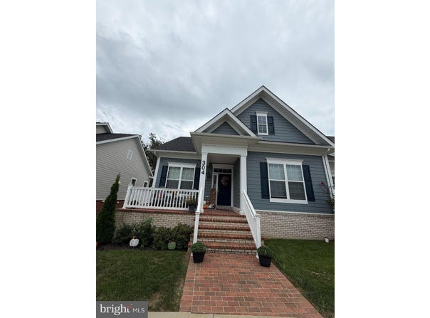 304 BUCKEYE Circle, LA PLATA, MD 20646