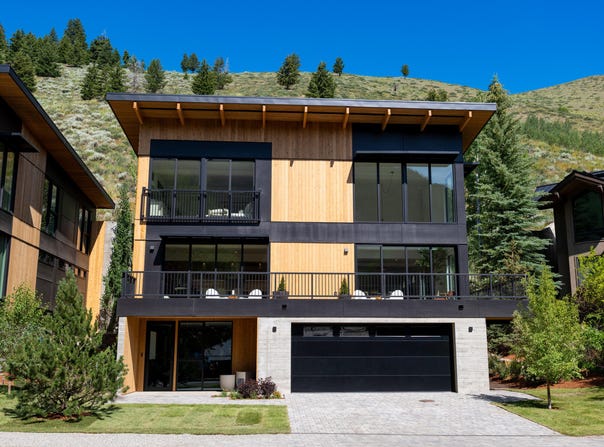 400 Sage Rd, Ketchum, ID 83340