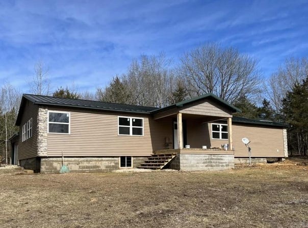 201 Ripley E-4, Doniphan, MO 63935