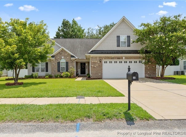 311 Thorncliff Drive, Raeford, NC 28376