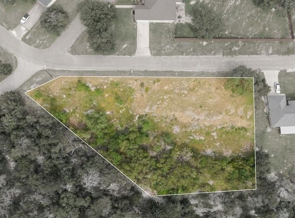 4 Oakmont Circle, Morgans Point Resort, TX 76513