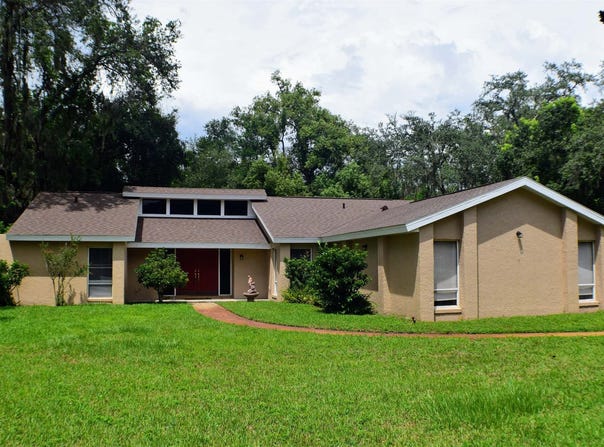 1102 Winter Springs Boulevard, Winter Springs, FL 32708
