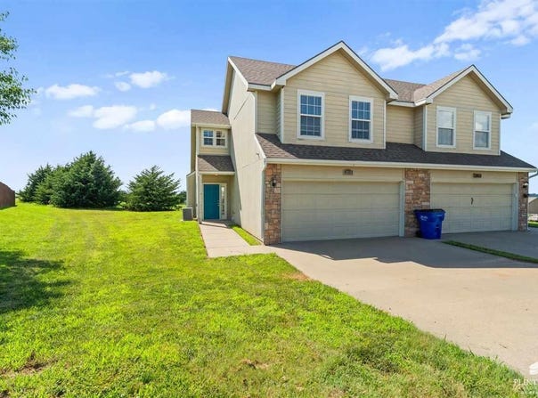 2014 Deer Trail, Junction City, KS 66441
