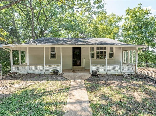 7649 Estelle Drive, Cedar Hill, MO 63016