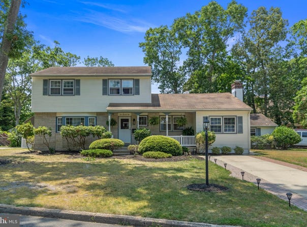 405 FRANCES AVENUE, LINWOOD, NJ 08221