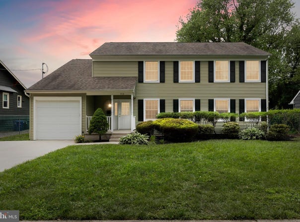 310 S WASHINGTON AVENUE, MOORESTOWN, NJ 08057