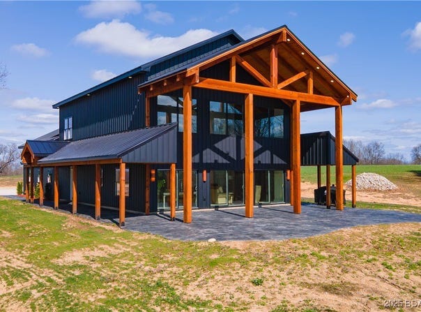 Willow Road, Eldon, MO 65026