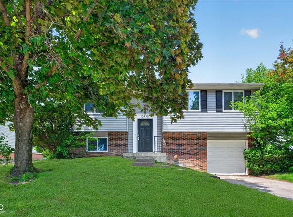 10322 Starview Drive, Indianapolis, IN 46229