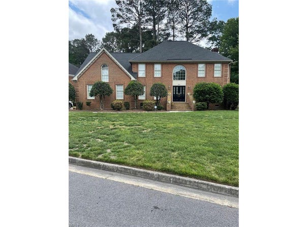 801 Pecan Forest Court, Chesapeake, VA 23322