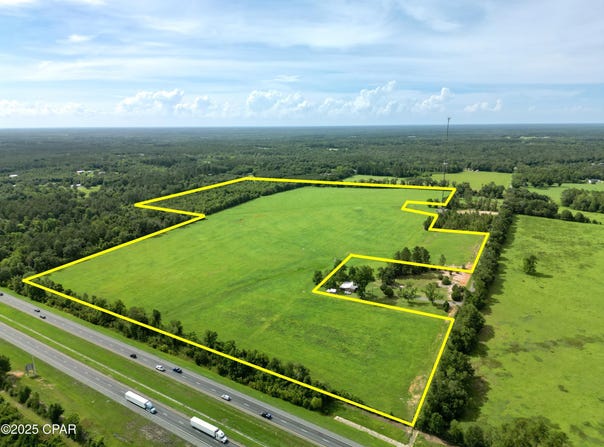 000 Oswald Road, Chipley, FL 32428