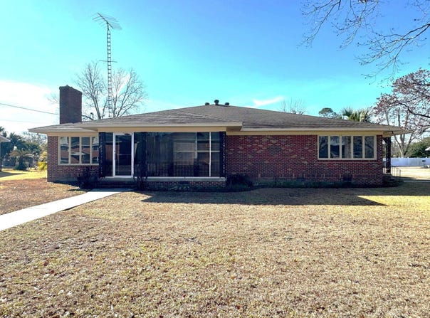 406 Stewart Ave, Opp, AL 36467