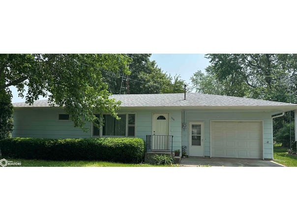 306 S Washington Street, New Sharon, IA 50207