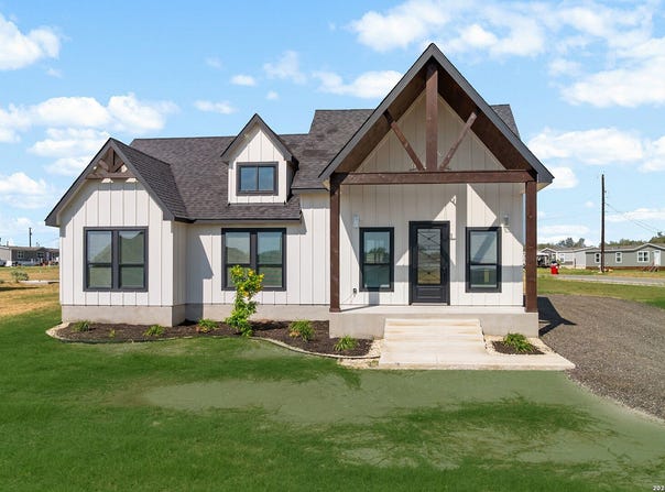 16911 Rancho Escondido, Atascosa, TX 78002