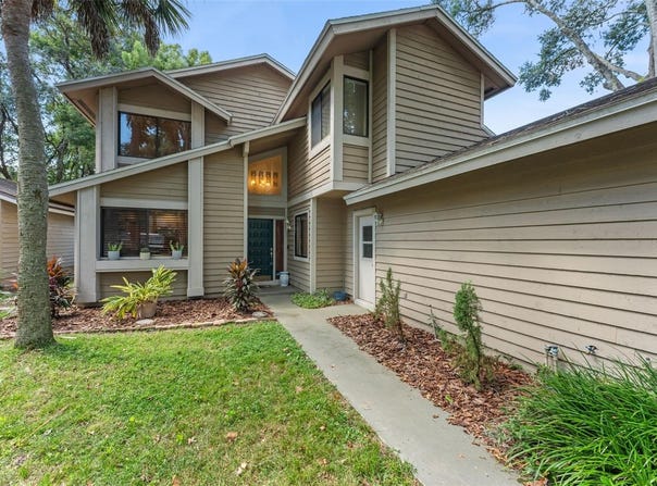 228 S FOX CHASE Point, LONGWOOD, FL 32779