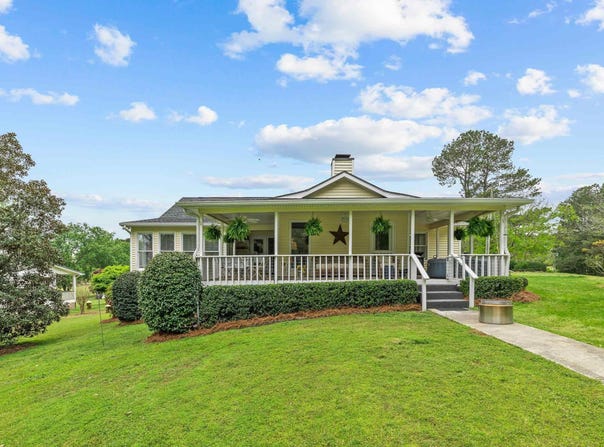 1021 TWIN RIVERS LANE, Greensboro, GA 30642