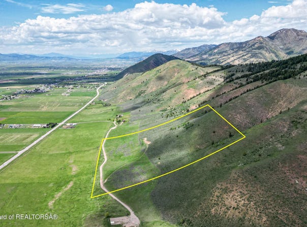 53 Acres CTY RD 174, Smoot, WY 83126