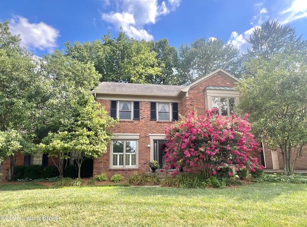 9110 Hurstwood Ct, Louisville, KY 40222