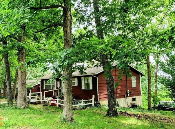 7560 Vista Drive, Cedar Hill, MO 63016