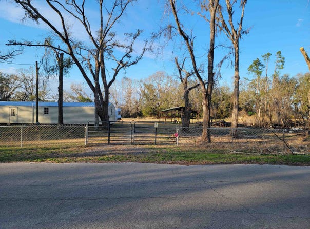 164 Leon Ward Road, Perry, FL 32347