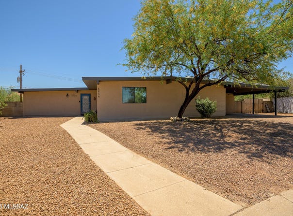8856 E Calle Playa, Tucson, AZ 85715