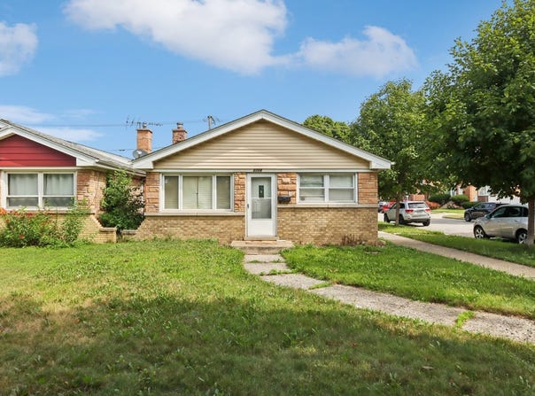 5728 W Pershing Road, Cicero, IL 60804
