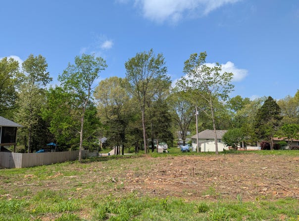 5721 S Cloverdale Lane, Battlefield, MO 65619