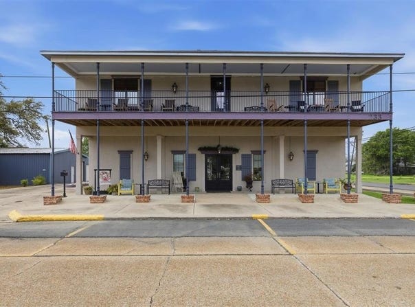 233 Arthur Avenue, Lake Arthur, LA 70549