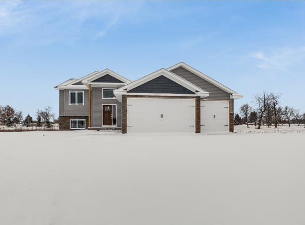 4784 261st Street, Wyoming, MN 55092