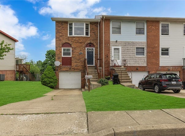 113 Westfield Dr, Hopewell Twp, PA 15001