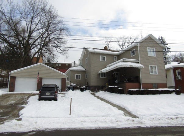 3744 Watson St, Baden, PA 15005