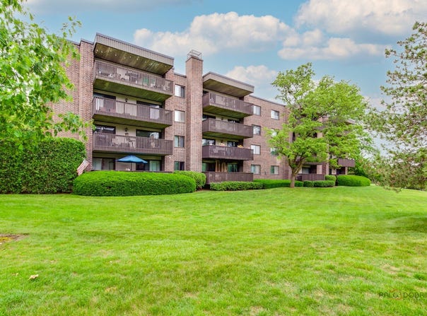 917 Vose Drive, Gurnee, IL 60031