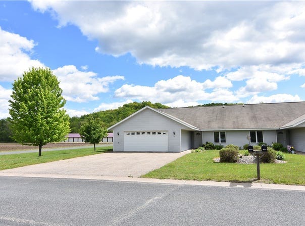 101 Baileyville Court, Knapp, WI 54749