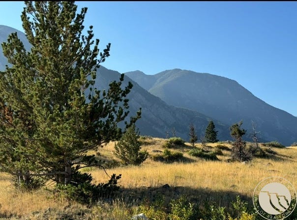 28 Moon Trail, Nye, MT 59061
