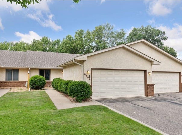 1691 6th Avenue W, Shakopee, MN 55379