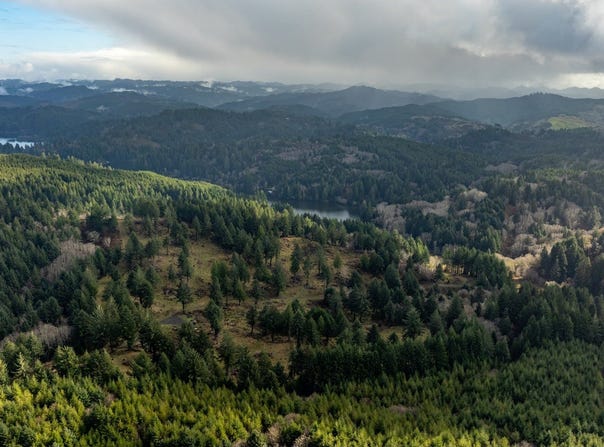 HILLTOP Dr, Lakeside, OR 97449
