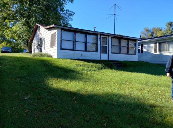 491 S Scott Drive, Farwell, MI 48622