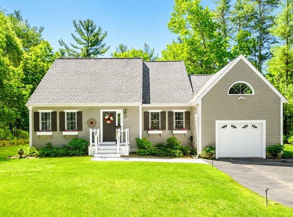 67 Higgins Rd, Kingston, MA 02364