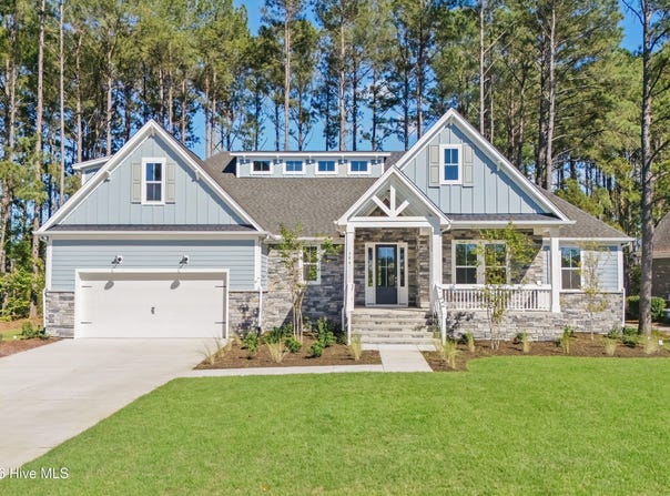 394 Autumn Pheasant Loop NW, Calabash, NC 28467