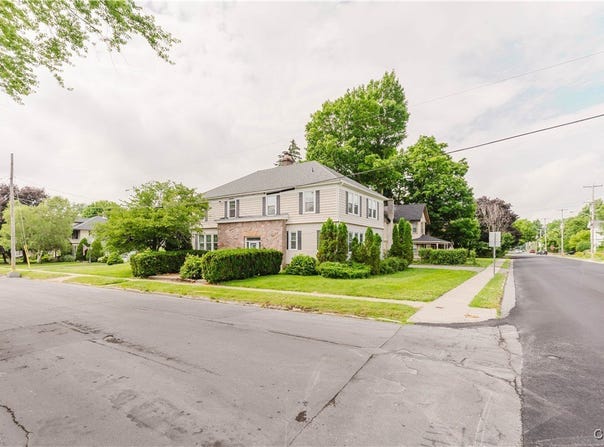 304 Flower Avenue W, Watertown City, NY 13601