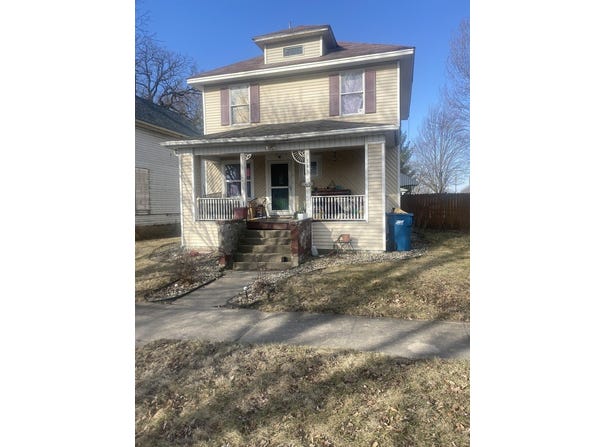 393 N 6th Avenue, Kankakee, IL 60901
