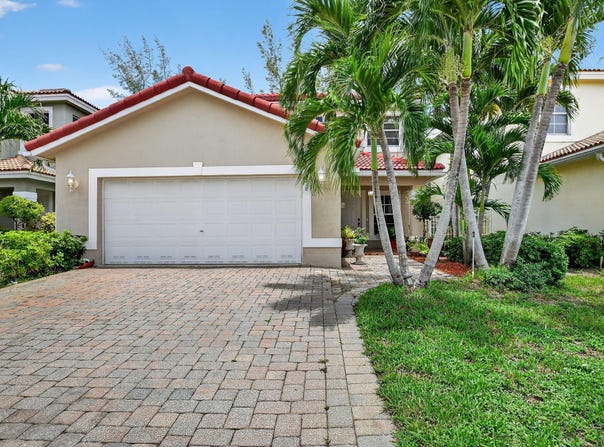 6210 Adriatic Way, West Palm Beach, FL 33413