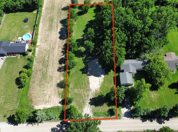 1487 W Cook Road, Grand Blanc, MI 48439