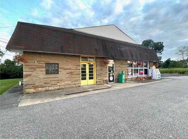 11253 Kinsman Road, Newbury, OH 44065